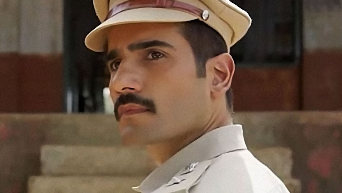 Discover the complete cast of Khakee: The Bihar Chapter, featuring Karan Tacker, Avinash Tiwary, Nikita Dutta, Ravi Kishan, Ashutosh Rana, and more.